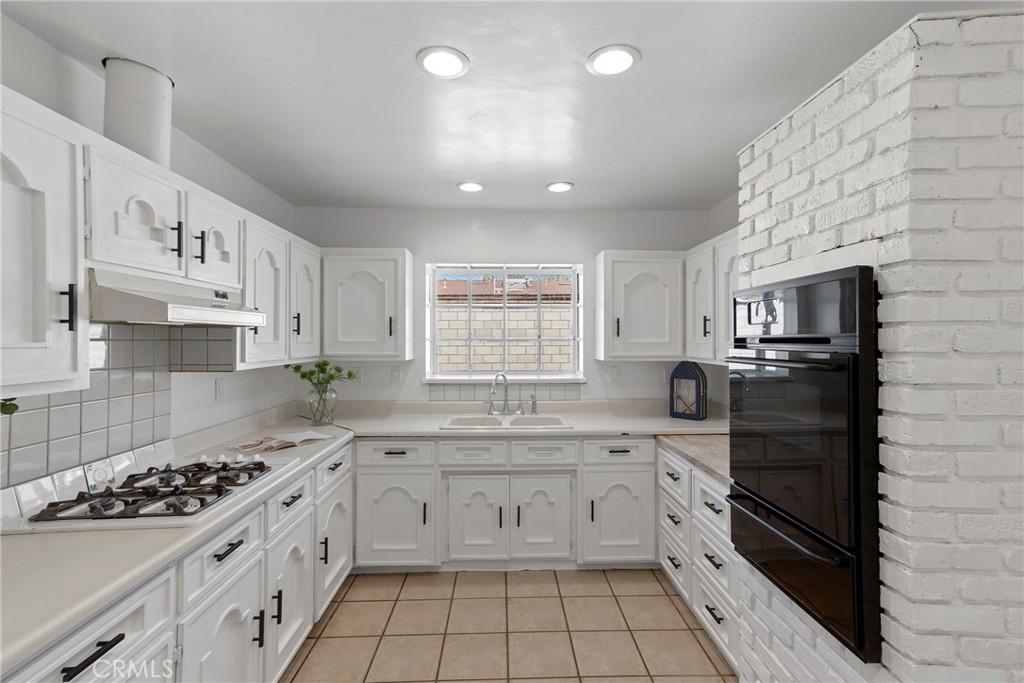2101 Muir Way Property Photo 14