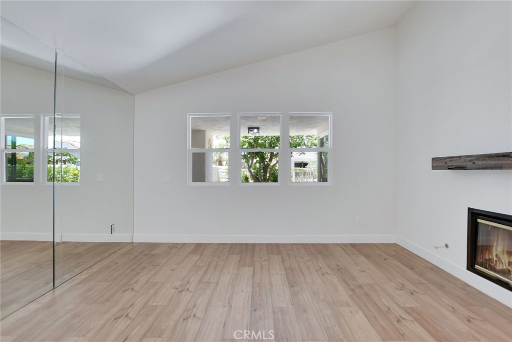 43935 Via Granada Property Photo 2