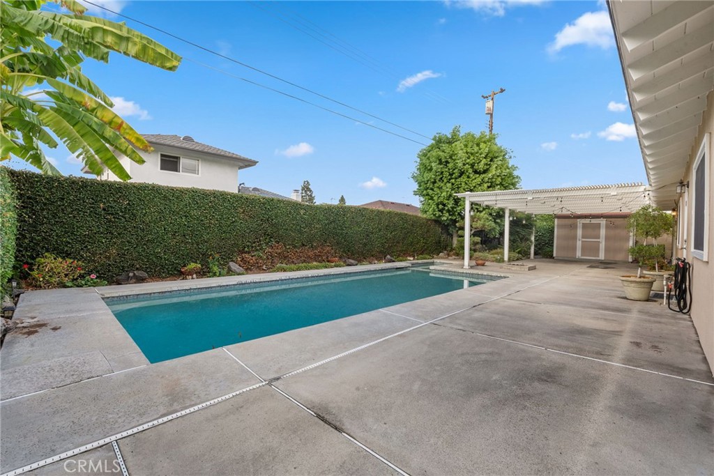 1529 E San Alto Property Photo 44
