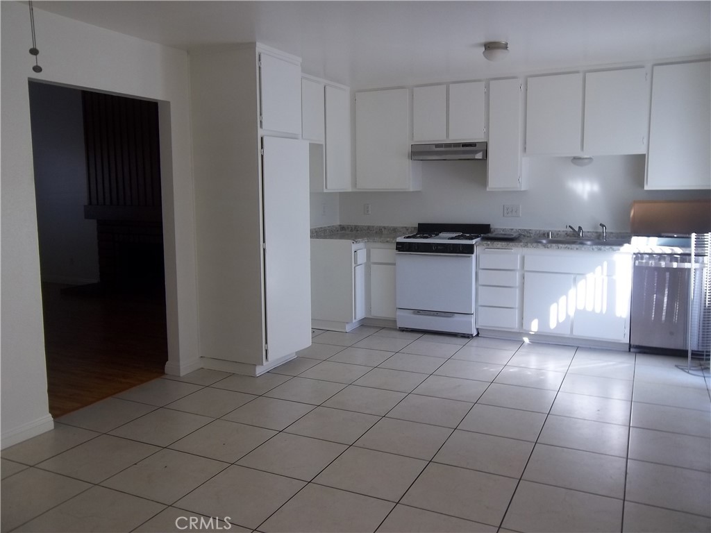 6802 Cedar Grove Court 33 Property Photo 8