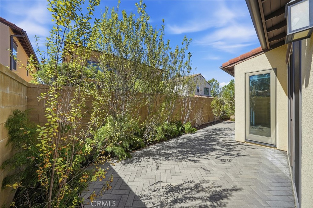 73 Island Coral Property Photo 39