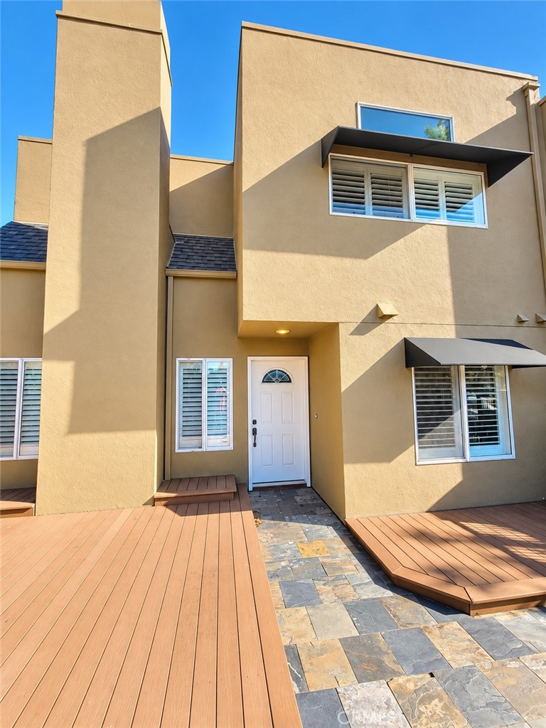 21121 Aqua 273 Property Photo 1
