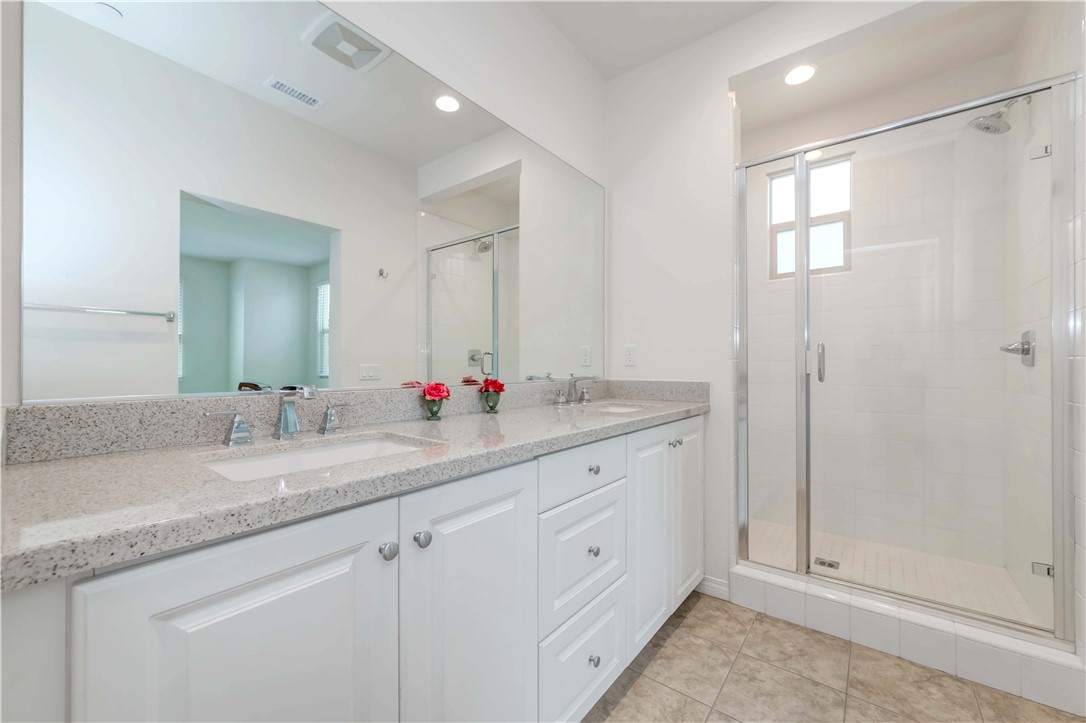94 Parkwood Property Photo 8