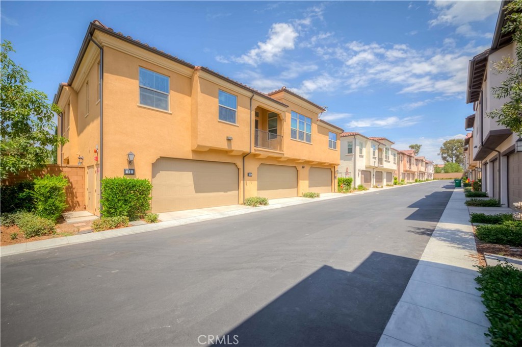 94 Parkwood Property Photo 15