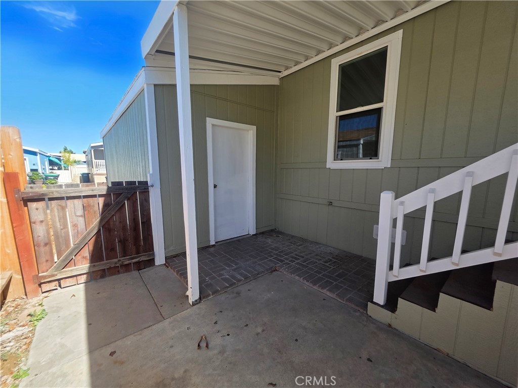 80 E Dawes Street 164 Property Photo 3