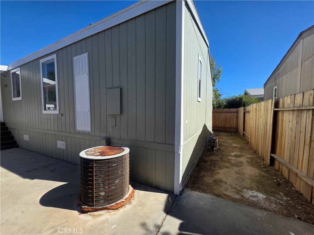 80 E Dawes Street 164 Property Photo 5