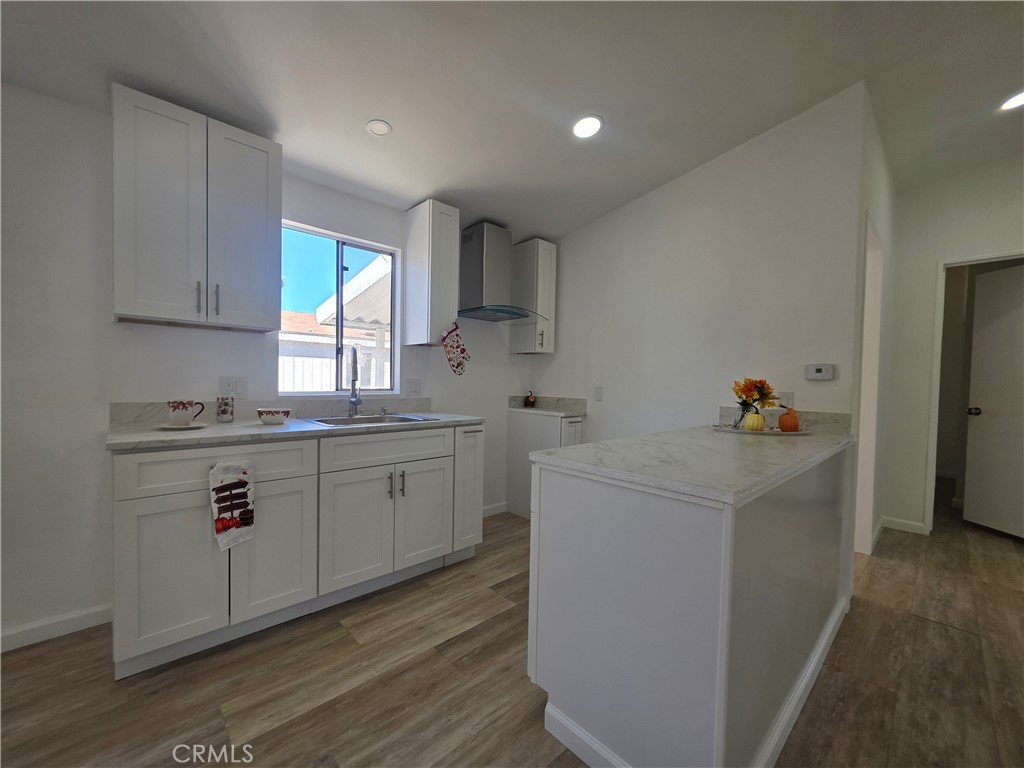 80 E Dawes Street 164 Property Photo 18