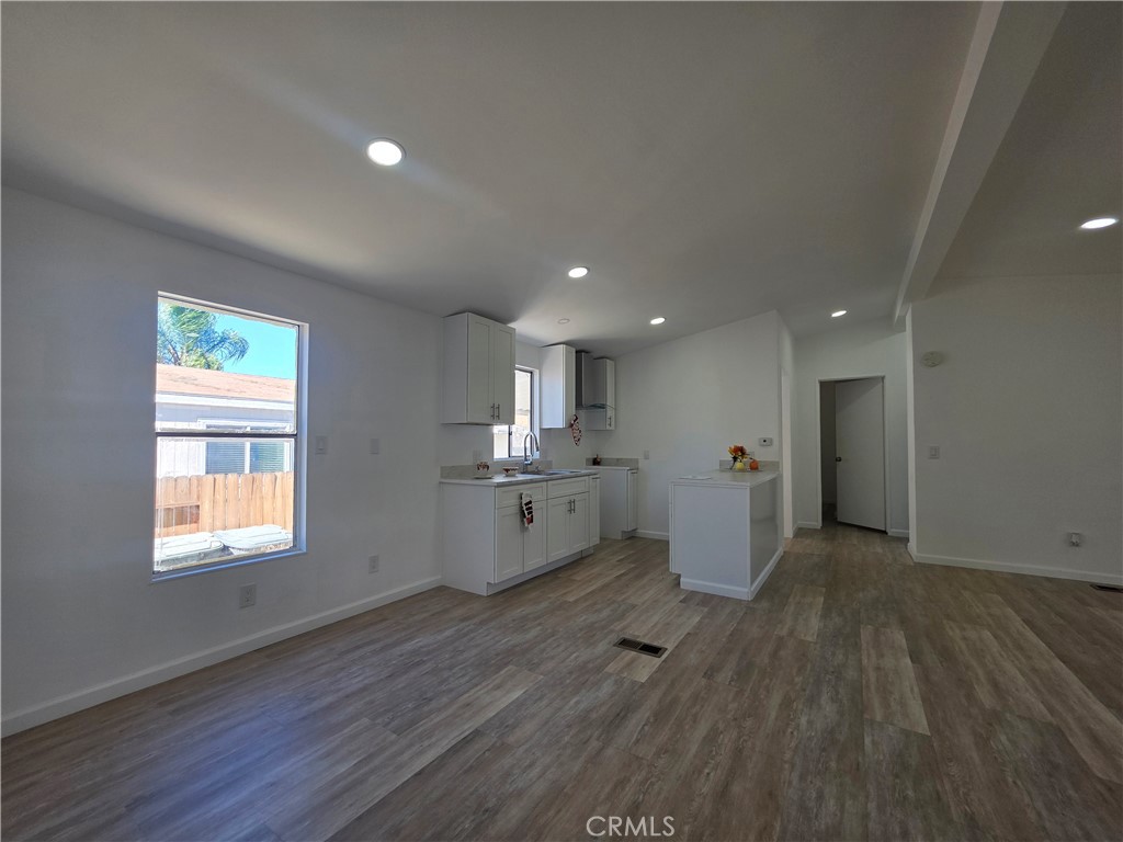 80 E Dawes Street 164 Property Photo 19