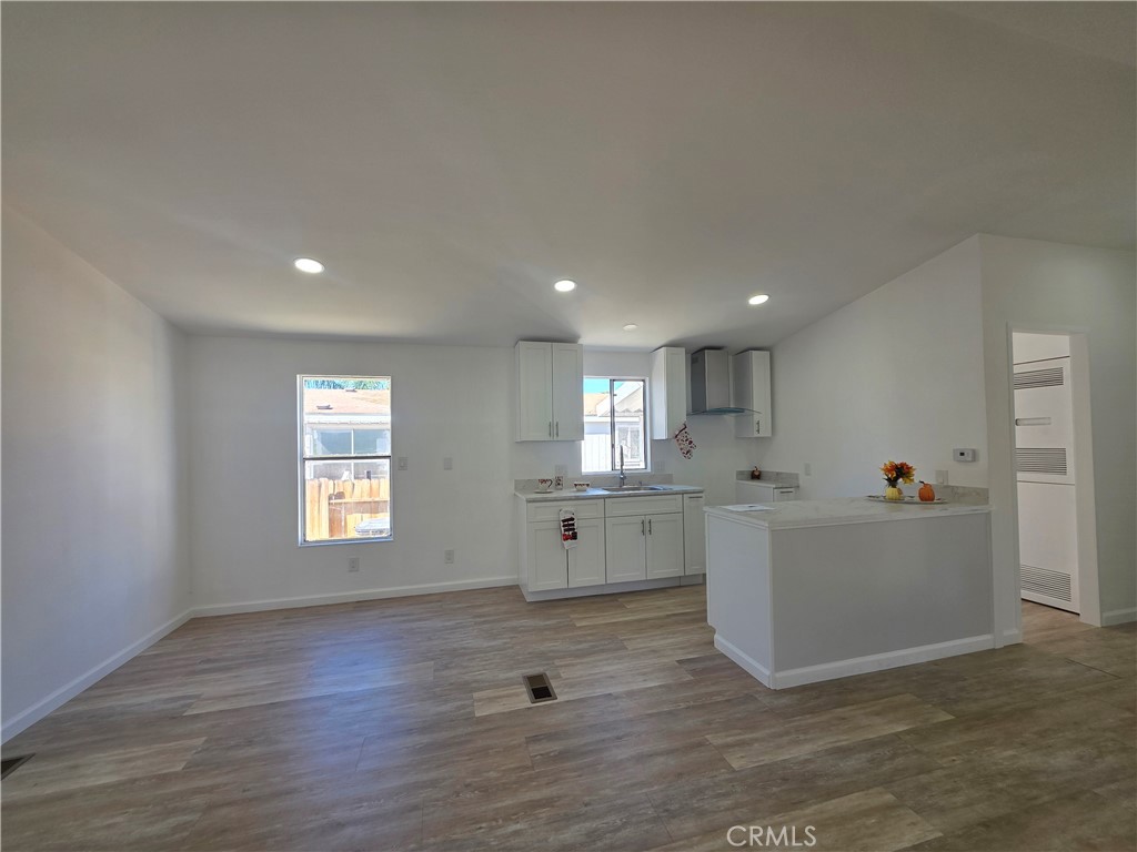 80 E Dawes Street 164 Property Photo 24