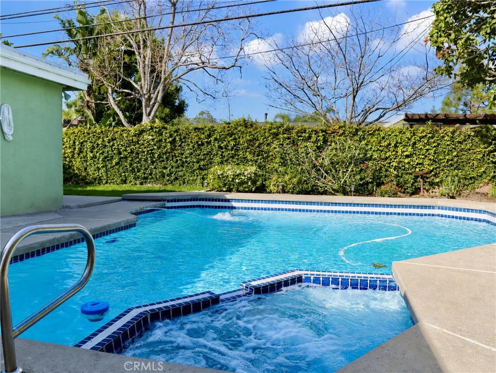 3131 Coral Property Photo 3