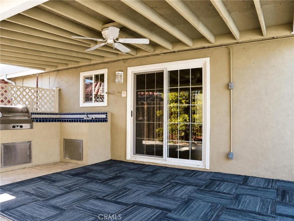 3131 Coral Property Photo 4