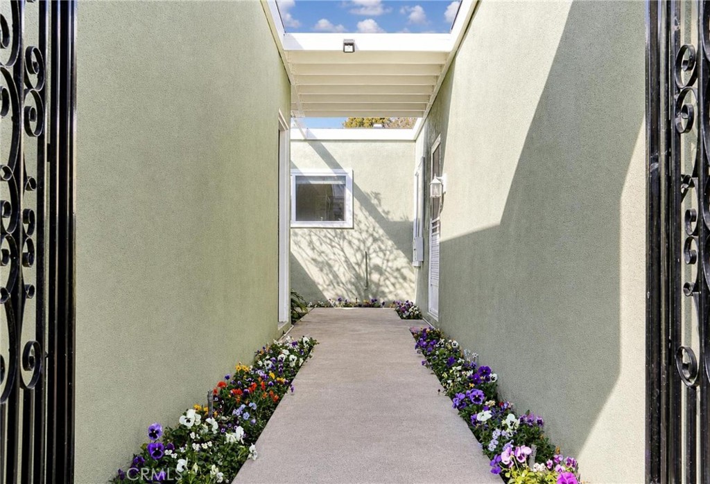 3131 Coral Property Photo 18