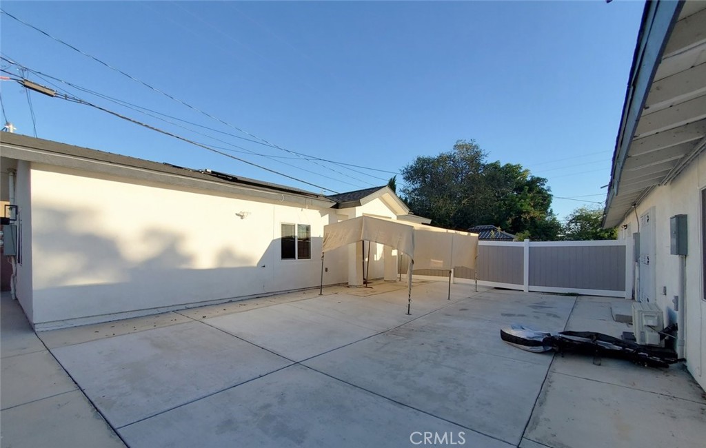 1738 Varna S Property Photo 24