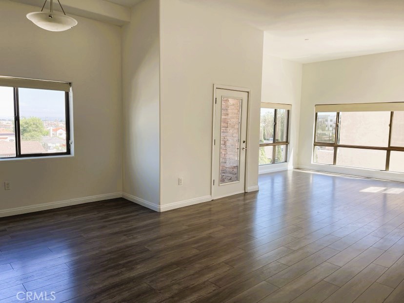 600 N Atlantic 325 Property Photo 2