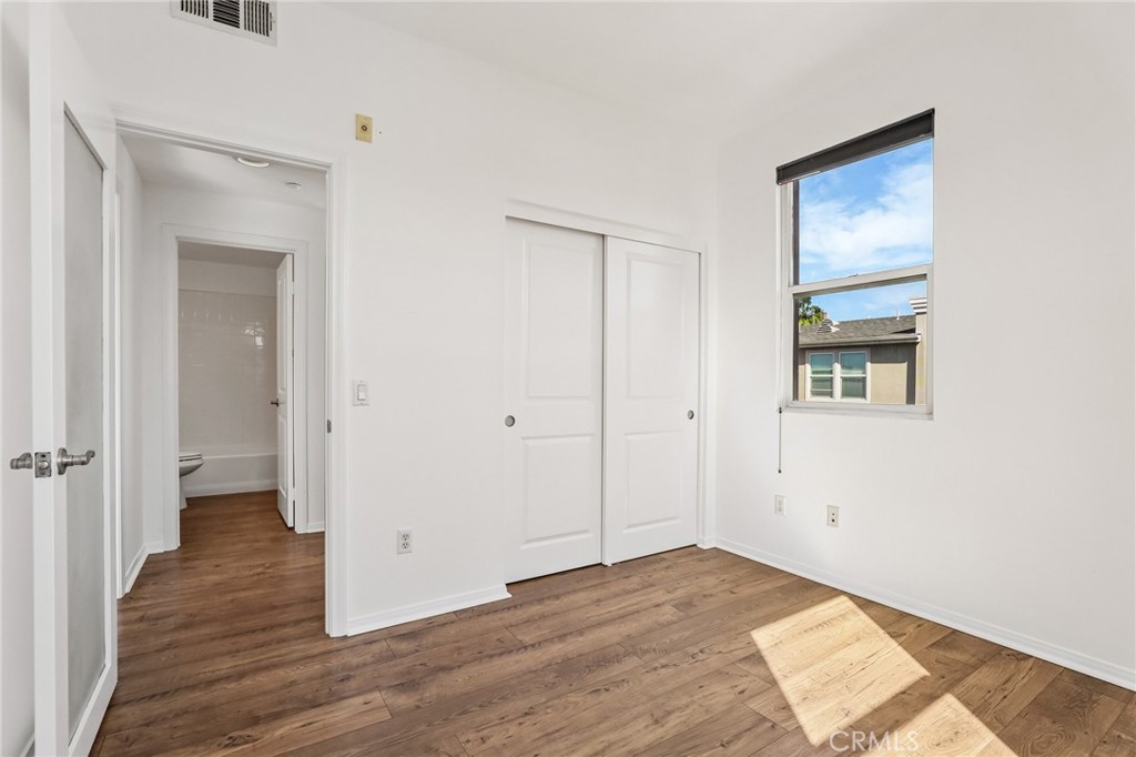 500 N Willowbrook K-8 Property Photo 14