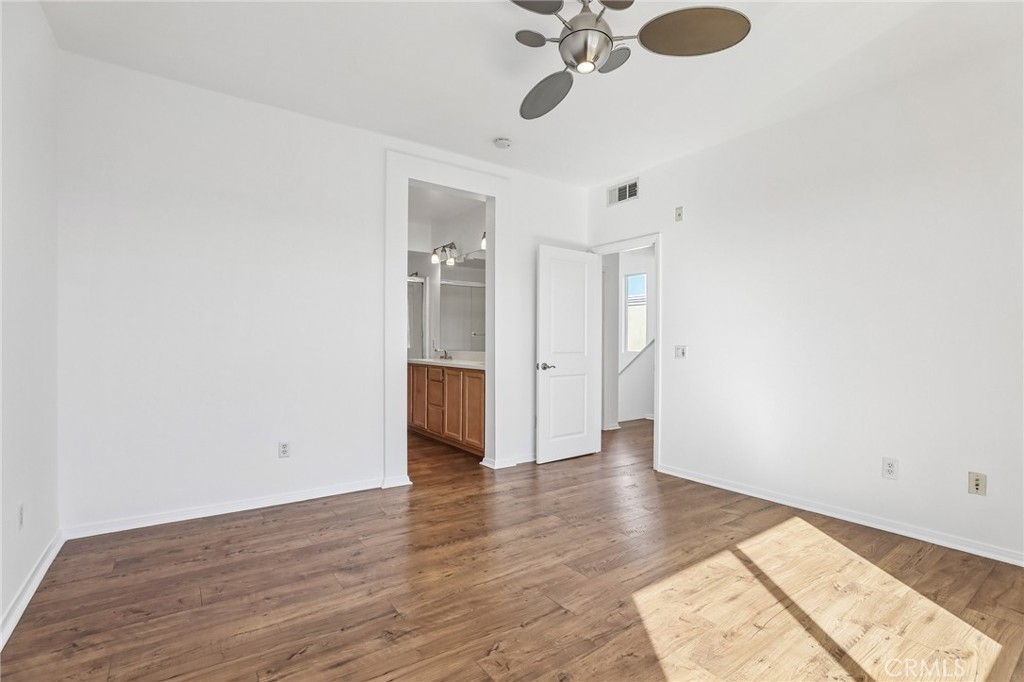 500 N Willowbrook K-8 Property Photo 17