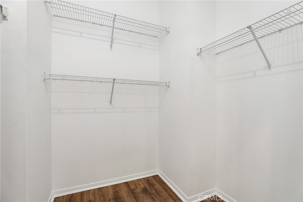 500 N Willowbrook K-8 Property Photo 20