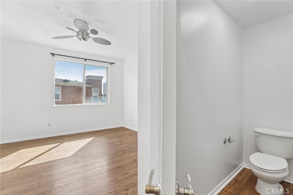 500 N Willowbrook K-8 Property Photo 21
