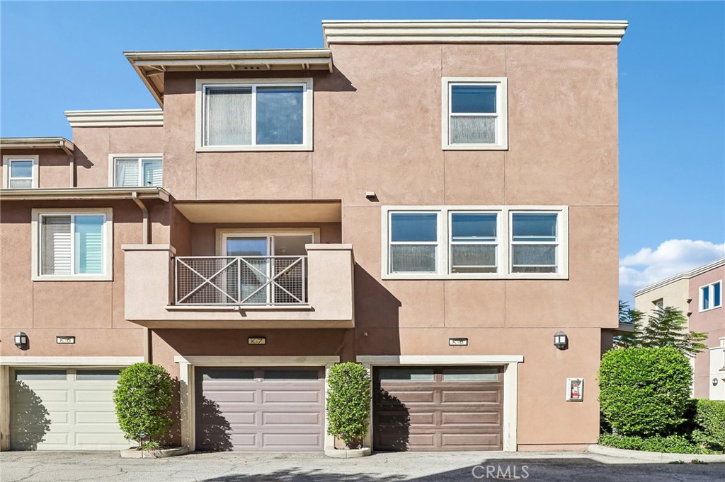 500 N Willowbrook K-8 Property Photo 25