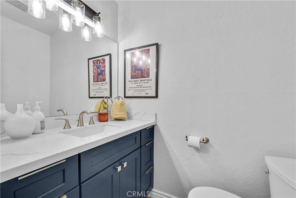 3620 S Main C41 Property Photo 6
