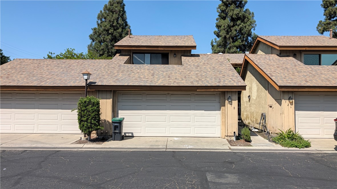 918 S Laurelwood Lane
