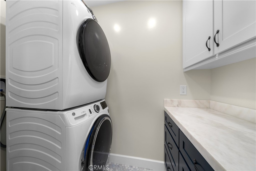 5010 Elmwood Property Photo 24