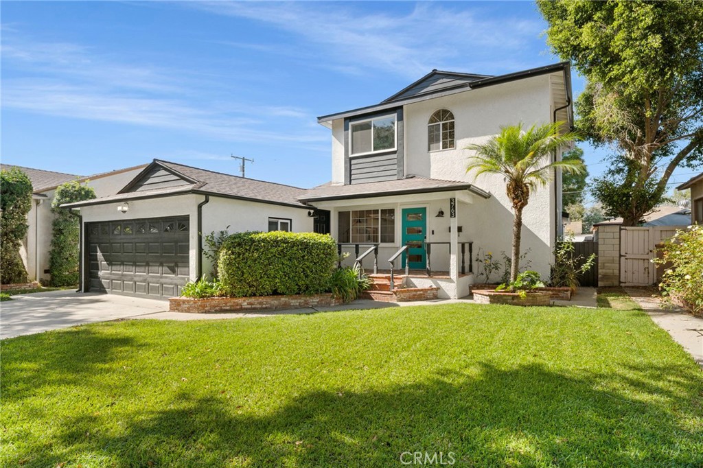 3763 Hackett Avenue Property Photo 2