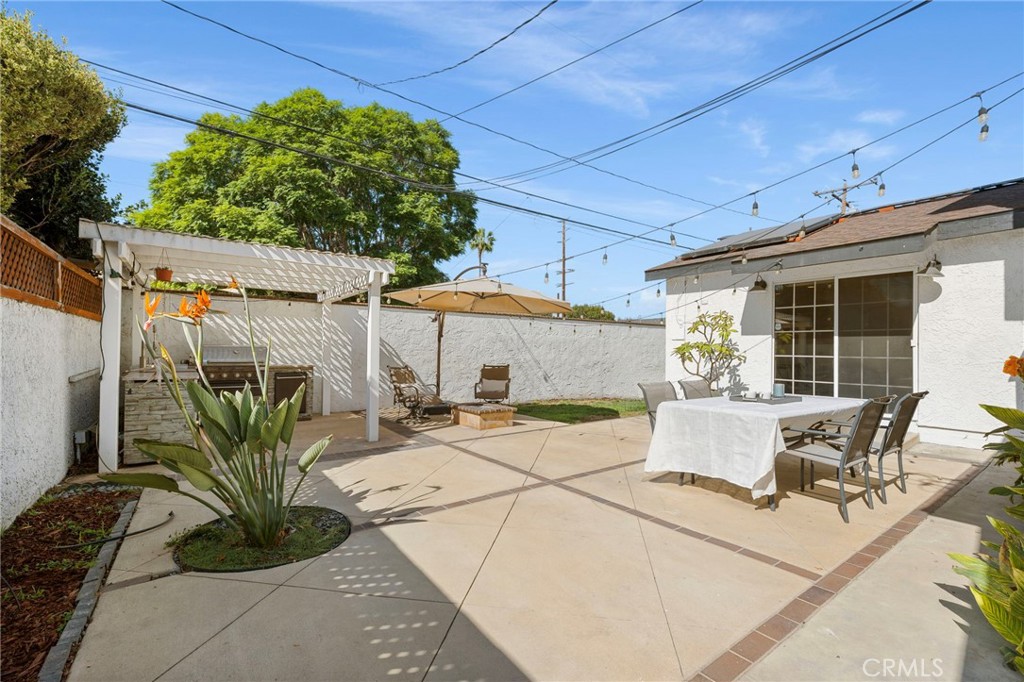 3763 Hackett Avenue Property Photo 37