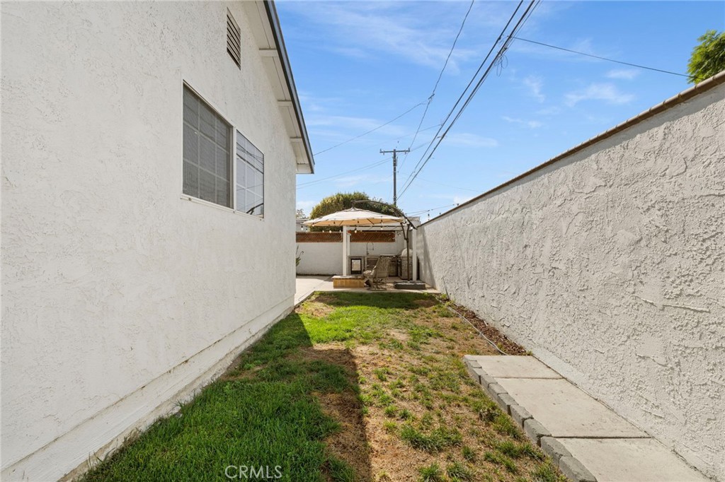 3763 Hackett Avenue Property Photo 42