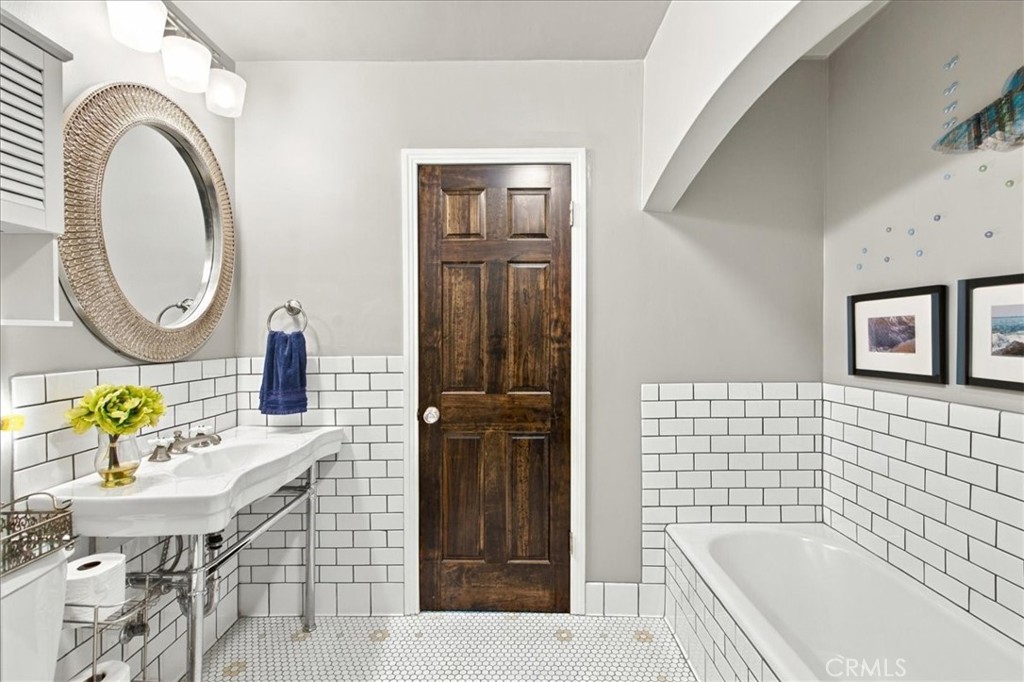 2408 Fairmont Property Photo 15