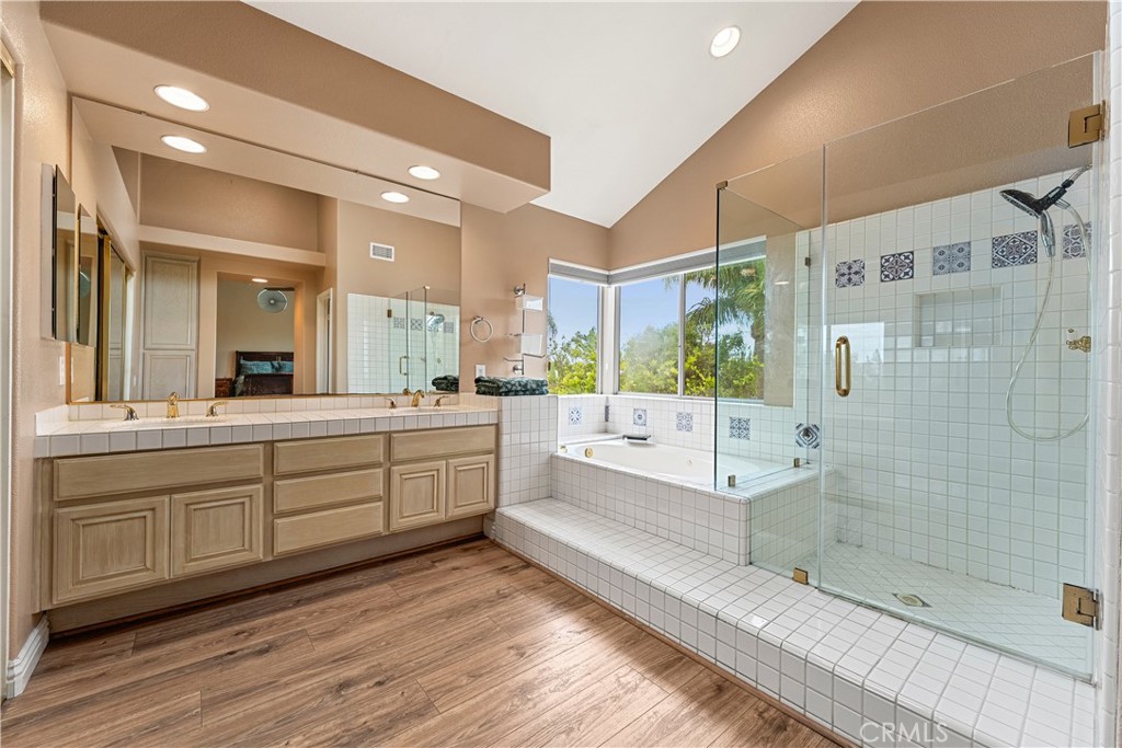 8171 E Marblehead Way Property Photo 32