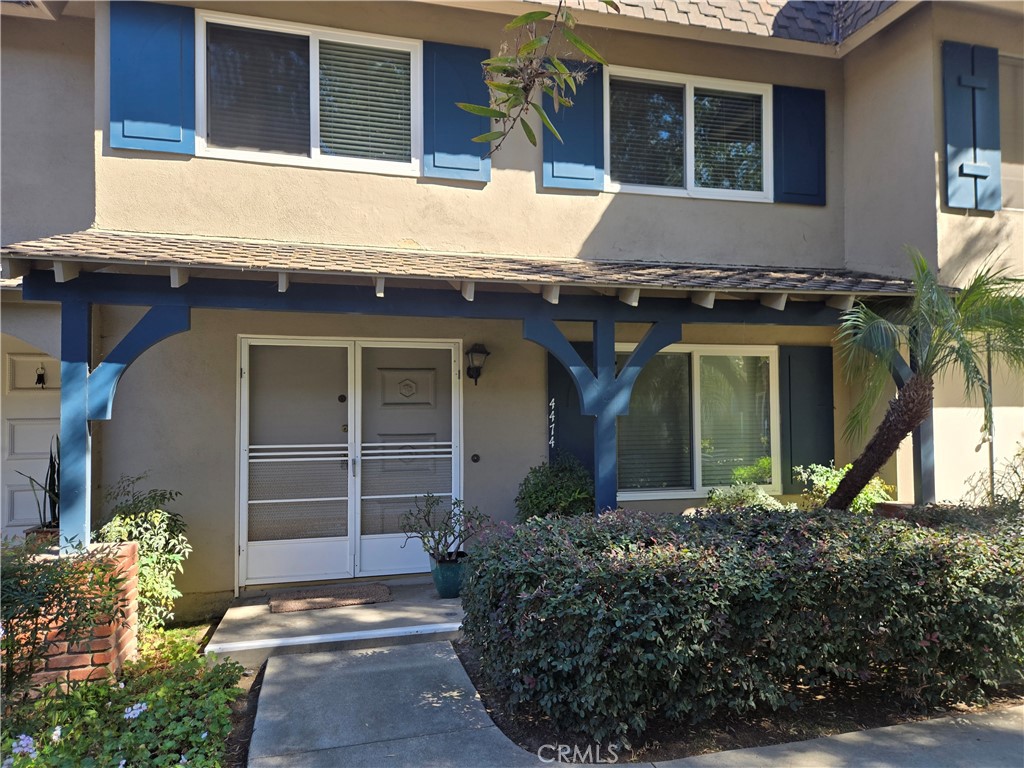 4474 Larwin Avenue Property Photo 1
