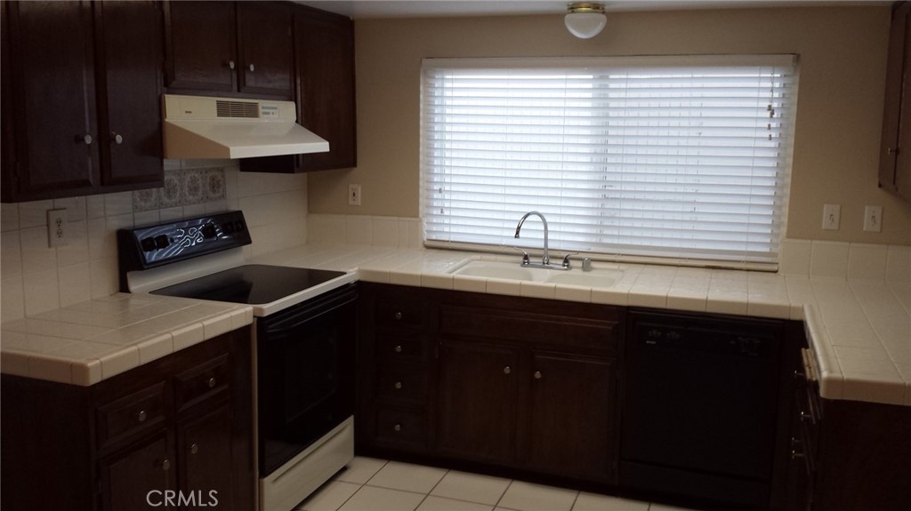 4474 Larwin Avenue Property Photo 2