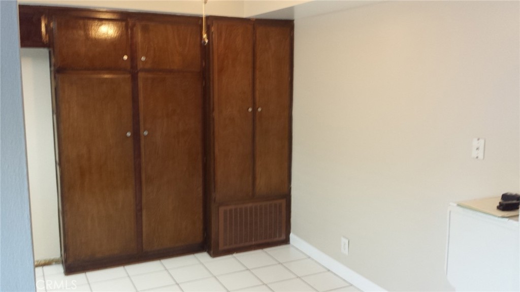 4474 Larwin Avenue Property Photo 3