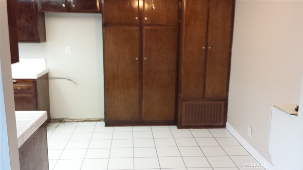 4474 Larwin Avenue Property Photo 6
