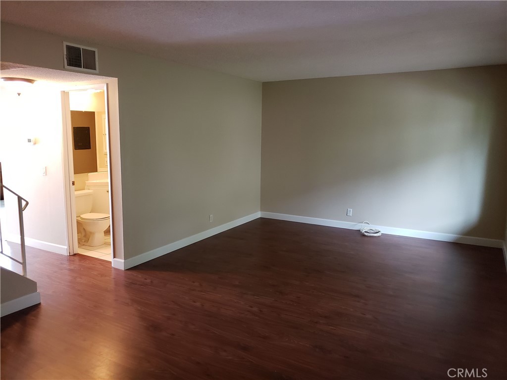 4474 Larwin Avenue Property Photo 14