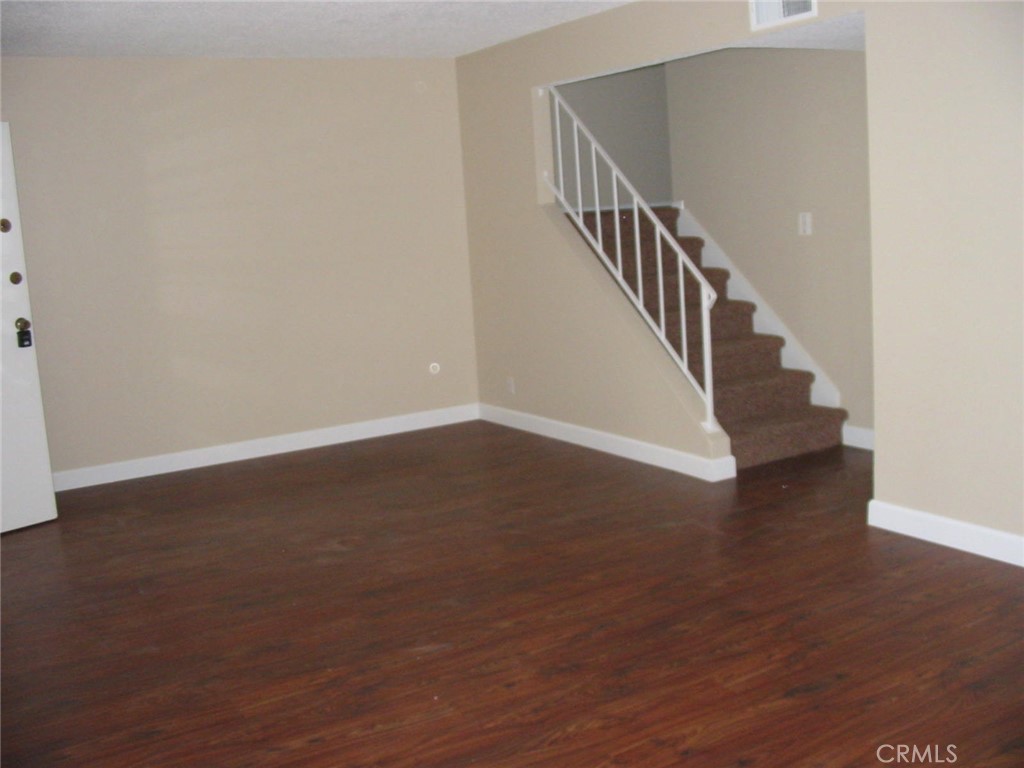 4474 Larwin Avenue Property Photo 28