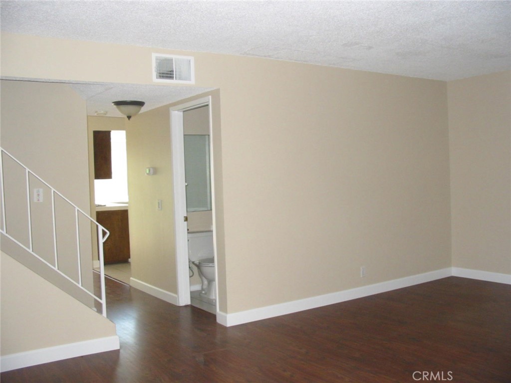 4474 Larwin Avenue Property Photo 29