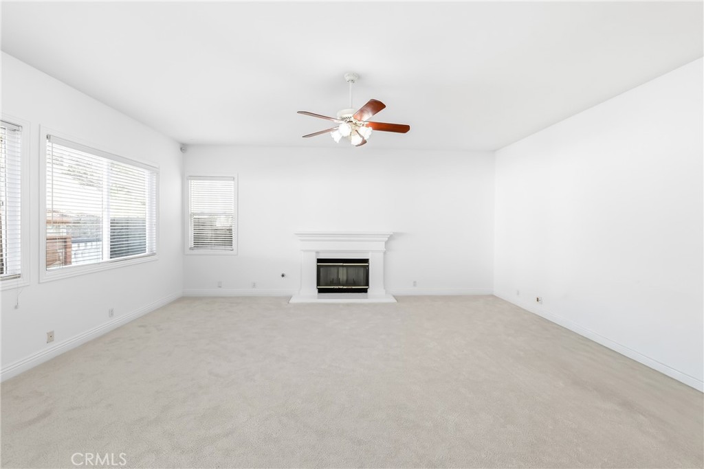 17529 Cloverdale Property Photo 8
