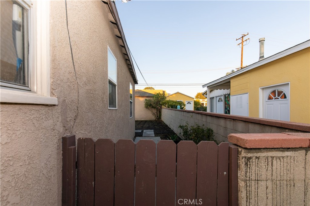 14835 Dalman Property Photo 12