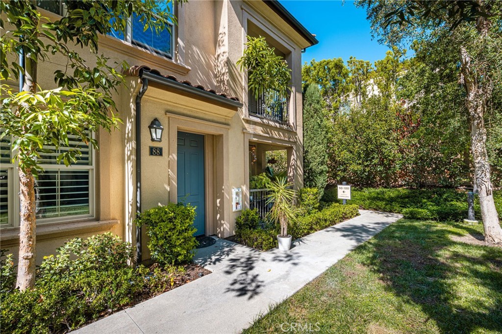 88 Capricorn Property Photo 3