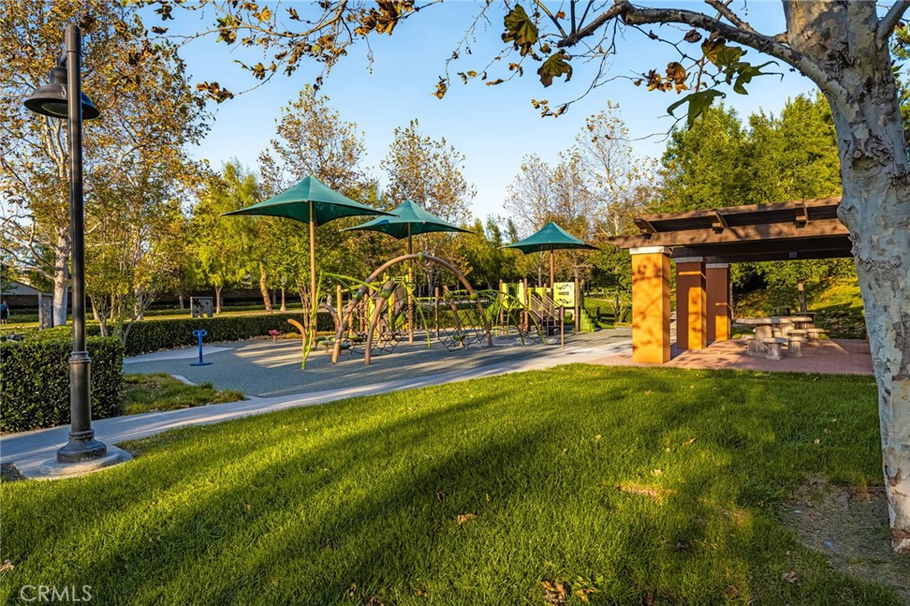 88 Capricorn Property Photo 26