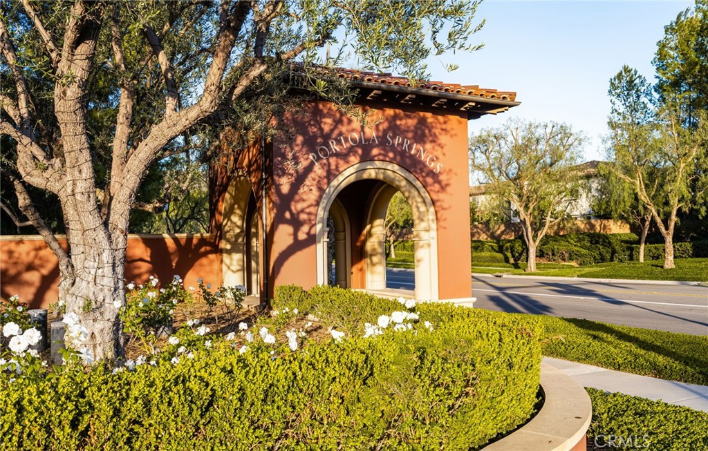 88 Capricorn Property Photo 32