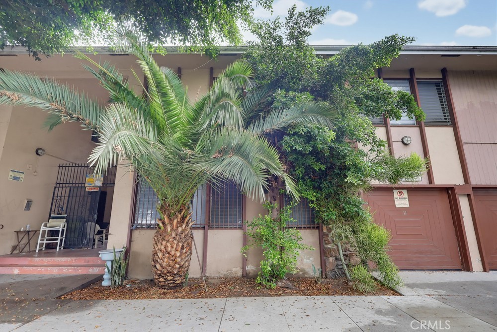 640 Elm Ave. 11 Property Photo 2