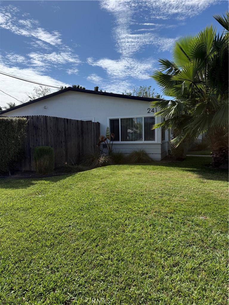 241 Costa Mesa St, Unit A Property Photo 4