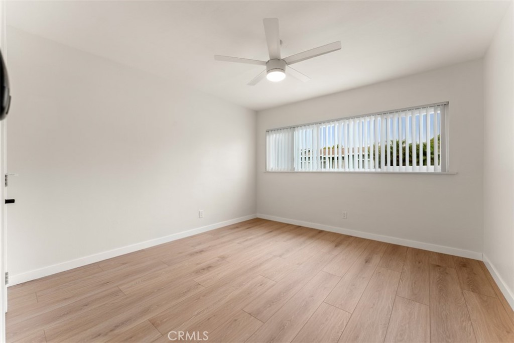 241 Costa Mesa St, Unit A Property Photo 14