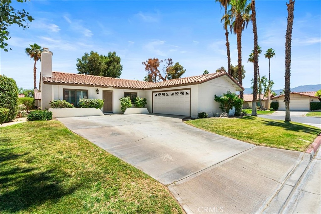 75215 Vista Huerto Property Photo 1