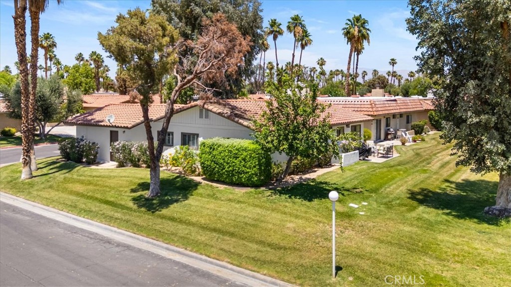 75215 Vista Huerto Property Photo 14