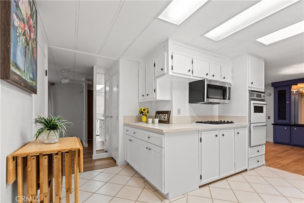 5200 Irvine Boulevard 254 Property Photo 12