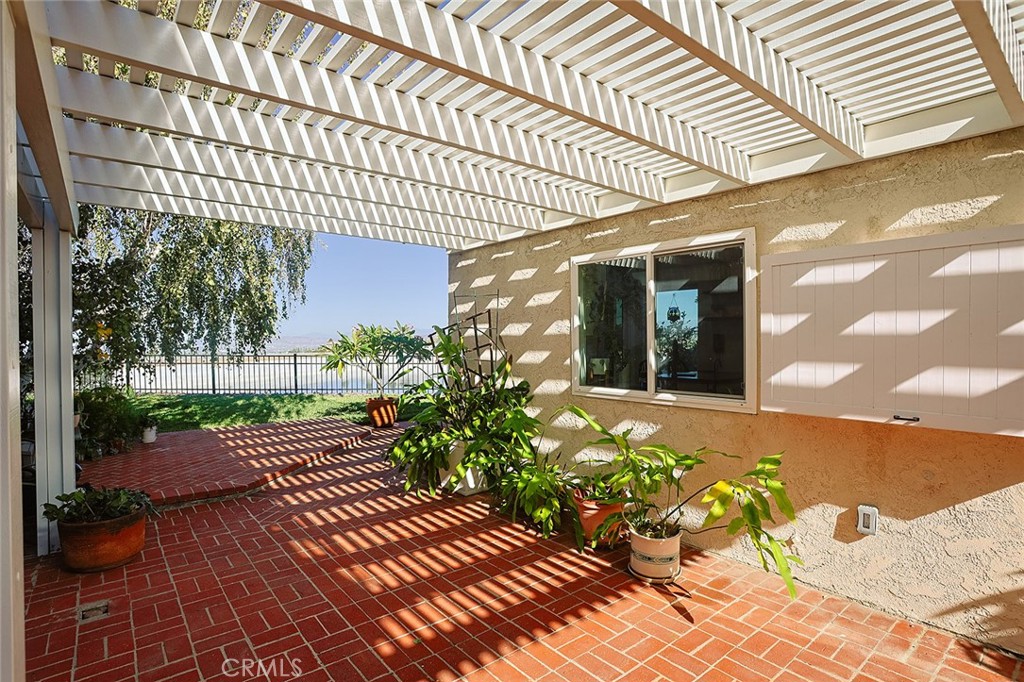6915 E Shorecrest Property Photo 9